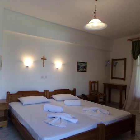 Villa Karapataki Skala Rachoni  エクステリア 写真