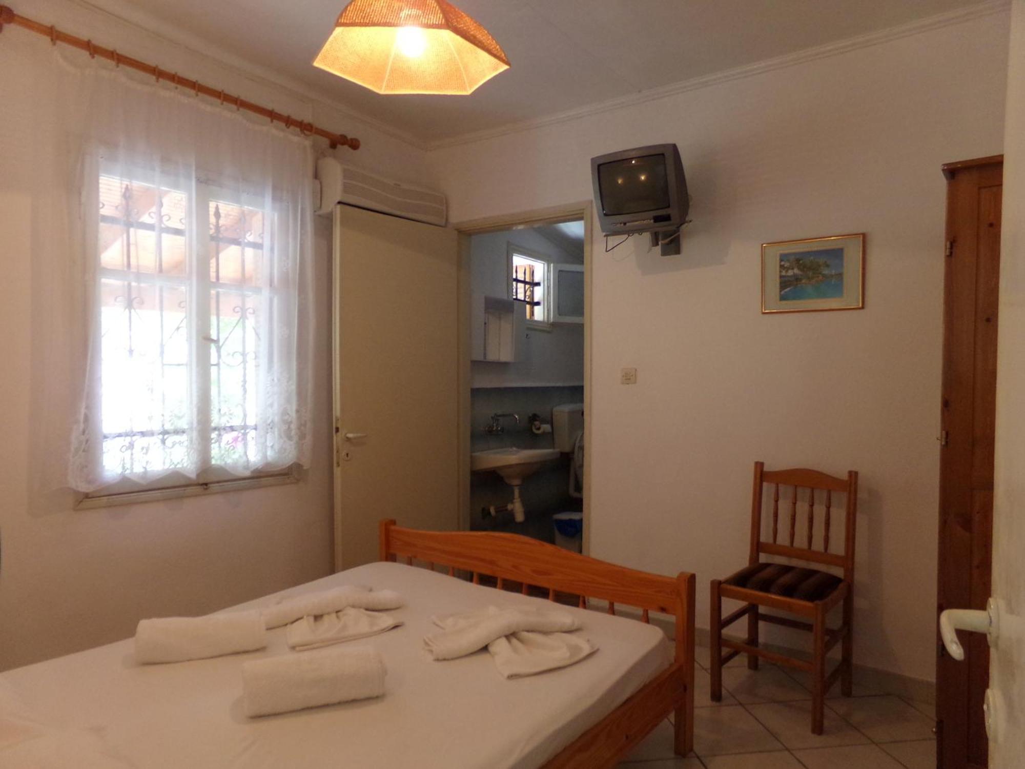 Villa Karapataki Skala Rachoni  エクステリア 写真