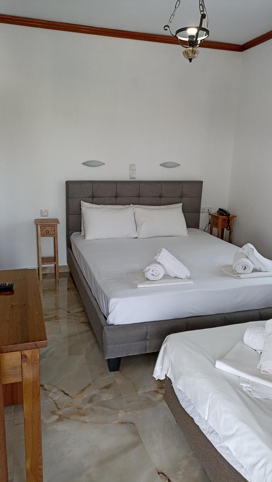 Villa Karapataki Skala Rachoni  エクステリア 写真