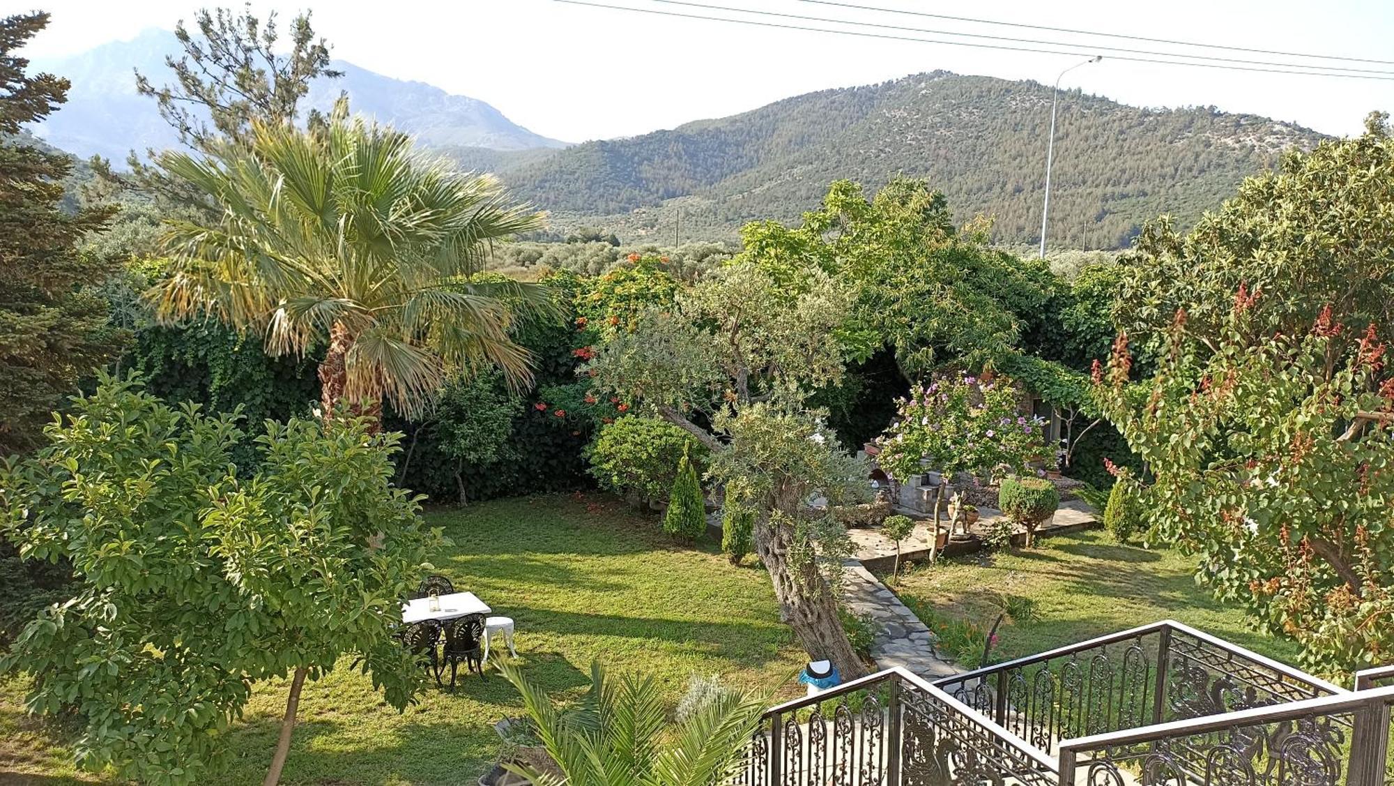 Villa Karapataki Skala Rachoni  エクステリア 写真