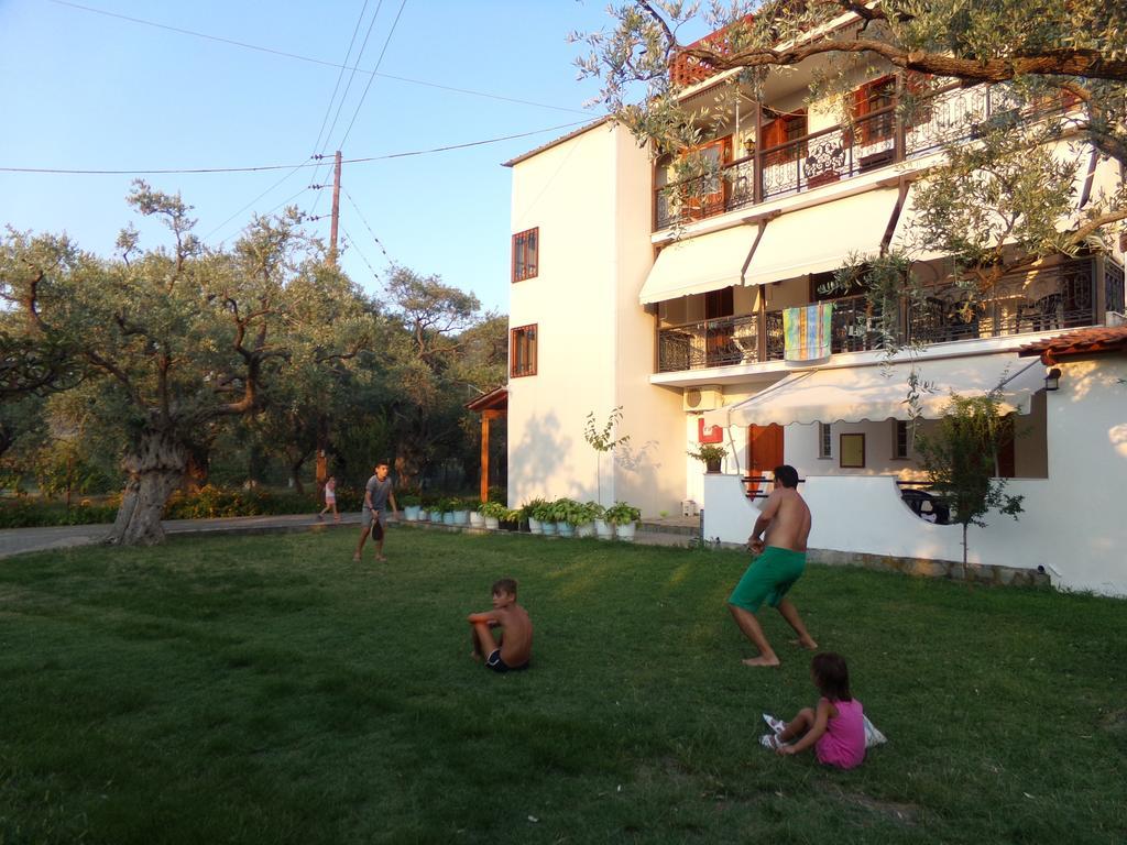 Villa Karapataki Skala Rachoni  部屋 写真