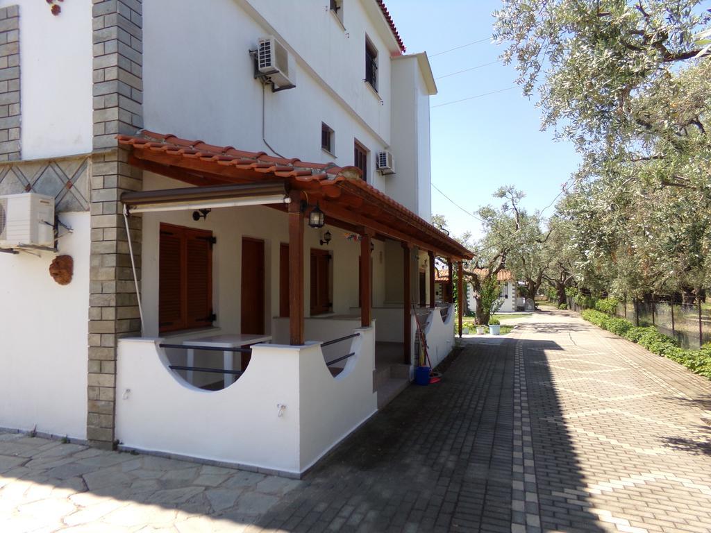 Villa Karapataki Skala Rachoni  部屋 写真