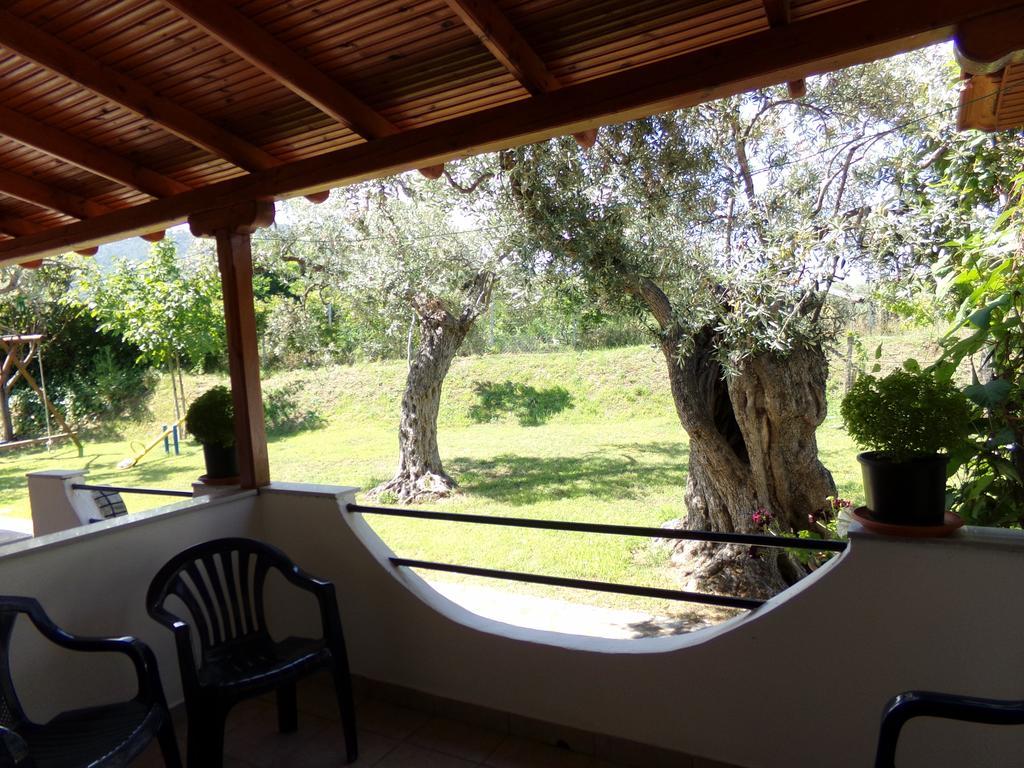Villa Karapataki Skala Rachoni  部屋 写真