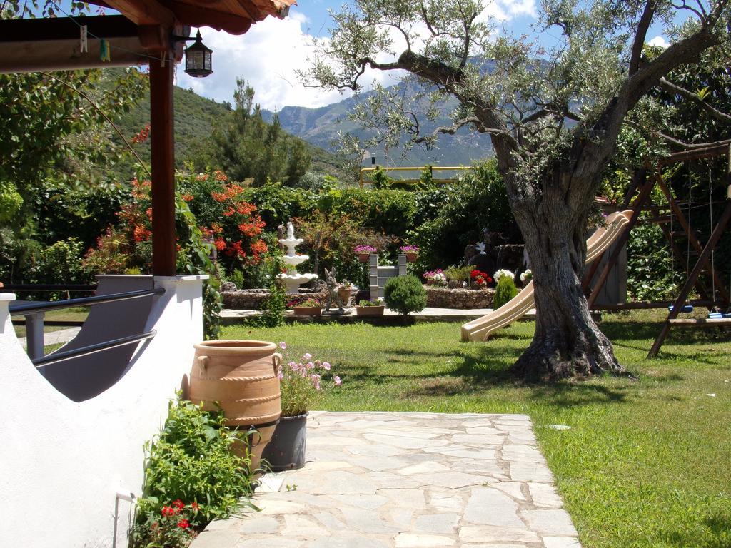 Villa Karapataki Skala Rachoni  部屋 写真