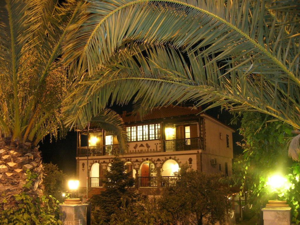 Villa Karapataki Skala Rachoni  エクステリア 写真