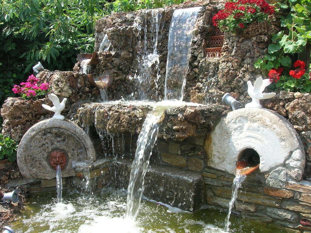 Villa Karapataki Skala Rachoni  エクステリア 写真