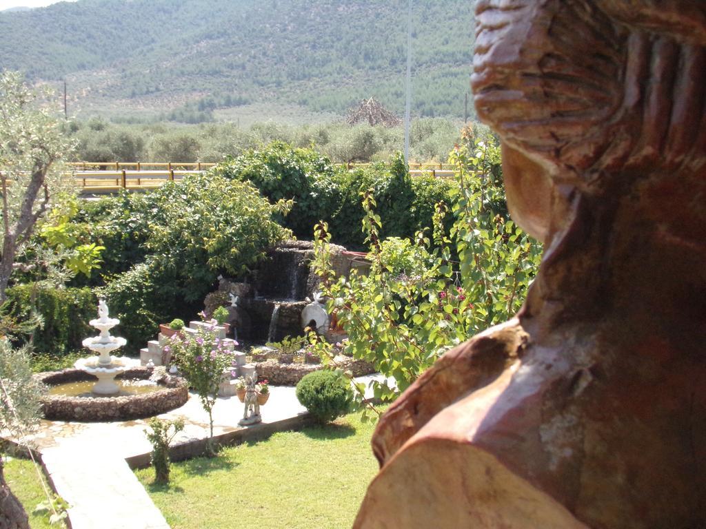 Villa Karapataki Skala Rachoni  エクステリア 写真